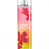 Cherry-Blossom-Fragrance-Mist