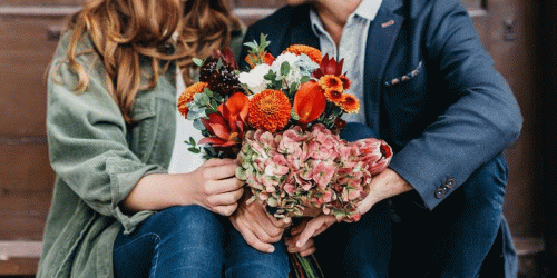 Make your day delightful with the fresh cut flowers in your vase. Get enamored with the farm fresh flowers sent at your doorstep by Enjoy Flowers! Visit now:- https://enjoyflowers.com/