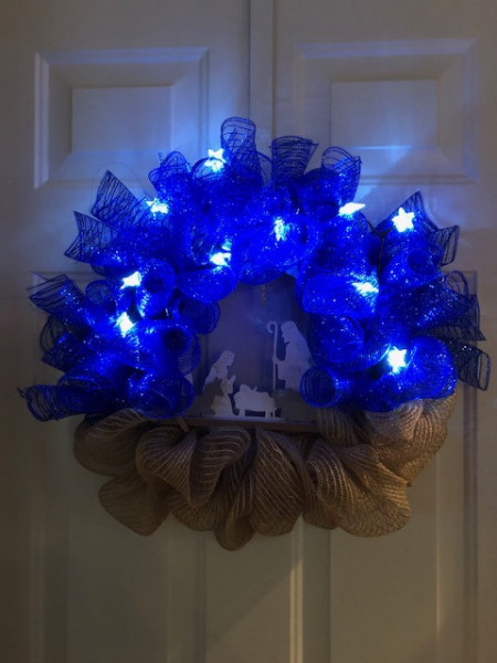 Nativity-Christmas-Wreath.jpg