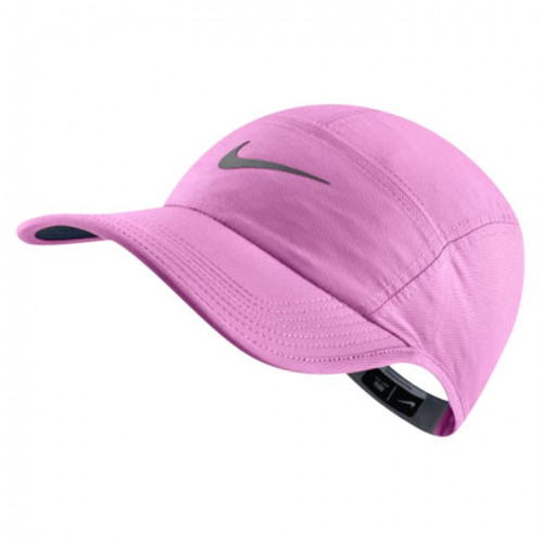 Nike-hats6e1b9769a3608225.jpg