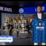 Nouveau_Maillot_de_foot_Inter_Milan_Denzel_pas_cher_2022