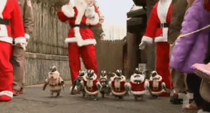 PingusXmas.gif