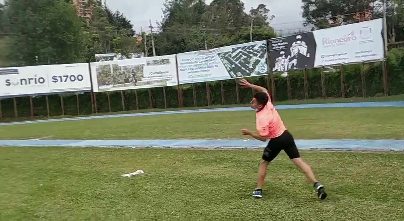 atleta sobre los partidores