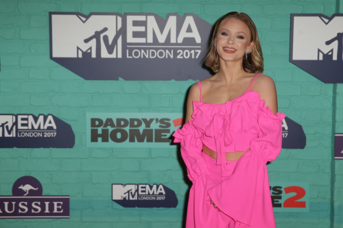 Zara-Larsson---MTV-Europe-Music-Awards-in-London-12.11-2017-10.jpg