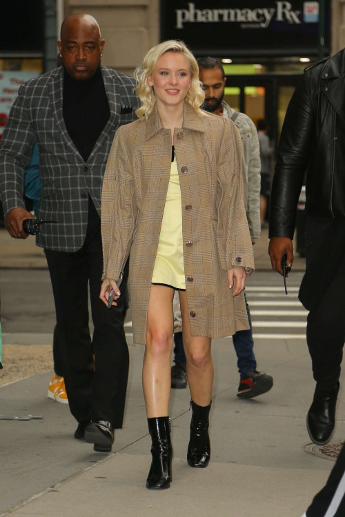 Zara-Larsson--Out-in-New-York-12.05.2019-12.jpg