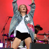 Zara-Larsson--Performs-at-Radio-1s-Big-Weekend-in-Hull-27.05.2017-14