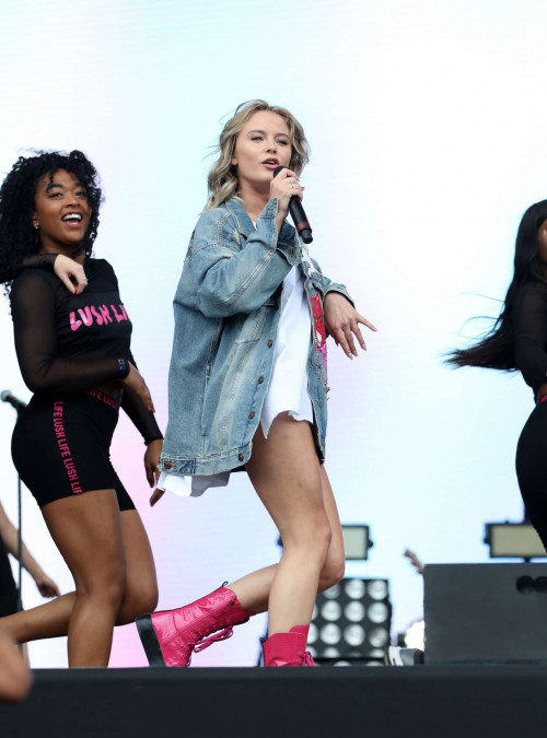 Zara-Larsson--Performs-at-Radio-1s-Big-Weekend-in-Hull-27.05.2017-15.jpg