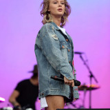 Zara-Larsson--Performs-at-Radio-1s-Big-Weekend-in-Hull-27.05.2017-9