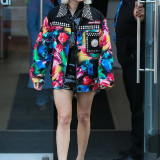 Zara-Larsson-Arriving-at-Global-Radio-Studios-in-London.10.16.2018-44