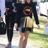 Zara-Larsson-in-Short-Skirt-Out-in-Sydney.24.10.2016-9