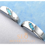 a_matching_three_stones_promise_rings_for_couples