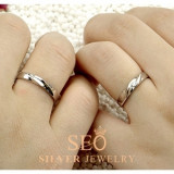 a_wave_wedding_rings