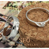 b_silver_heart_shaped_engagement_rings_set