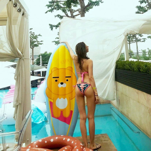 bikini_kor___B3O_XOLnOtp___.jpg