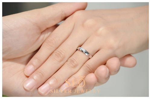 g_cz_diamond_heart_promise_rings.jpg