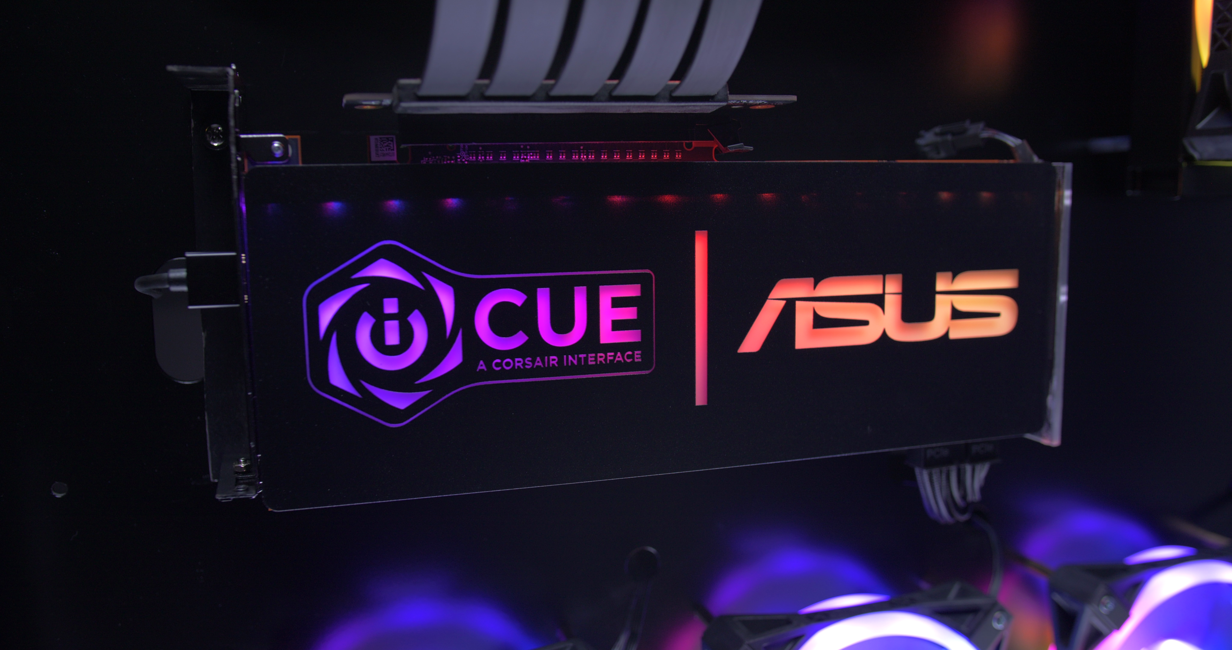 Resultado de imagen de Corsair ahora permite controlar la iluminación de placas ROG mediante iCUE