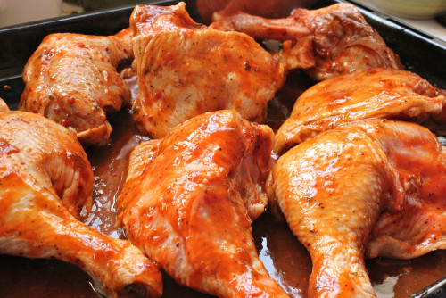 No one wants to eat fibrous and chewy chicken, isn’t it right? The issue can be avoided by marinating these meats in oil, yogurt, and other spices.
Visit Us: https://www.captainmeat.ca/products-services/