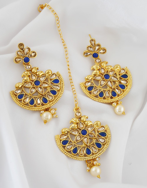 Buy beautiful collection in fancy maang tikka with earrings online at Anuradha Art Jewellery. Also, get 10% off on your purchase by applying this coupon code AAJ10BA1.  To see more design click on the given link: https://www.anuradhaartjewellery.com/artificial-jewellery/maang-tikka/maang-tikka-and-earrings-set/221