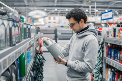 Castrol ölberater - Wir sind führender Online Ölberater für alle Autos, Castrol & Motoröl Berater in Österreich Oel-berater.at. Wir bieten kostenlose Öl Empfehlung für AUDI, BMW. Wir finden das passende Motoröl für deinen PKW.

Mehr Informationen bekommen: - http://oel-berater.at/

Welches Motoröl ist das richtige?
Anhand ein paar wenigen Angaben finden wir das passende Motoröl für deinen PKW. Wir gehen aber noch weiter und suchen im gleichen Schritt zusätzlich auch wo du es am günstigsten kaufen kannst!

Wieviel Öl braucht mein Auto?
Welche Menge an Motoröl beim Ölwechsel benötigt wird, findest du in der Betriebsanleitung deines Fahrzeuges. Wichtig ist jedefalls die richtige Menge zu befüllen! Zuviel oder zu wenig wirkt sich negativ für den Motor aus.

Öl ist Öl … eine Aussage die nicht qualifizierte Berater in Baumärkten oft von sich geben. Um Garantieverlust vorzubeugen lasse dich am besten immer von Experten Beraten. Auf der linken Seite, geben wir dir einen kleinen Einblick der Unterschiedlichen Besondeheiten von Schmierstoffen.

Motorenöl 5w-30 – ist heutzutage die gängigste Viskosität. Öle mit der Viskosität 5W30 gibtes in vielen verschiedenen Ausführungen. Die Häufigsten Spezifikationen dieser Sorte sind:

ACEA C3 VW 504 00 / 507 00 MB 229.51 BMW Longlife-04