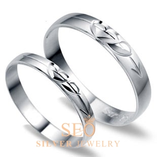 unique-his-and-her-matching-wedding-ring-bands.jpg